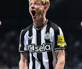 爱游戏(ayx)中国体育注册-包含足总杯今晨走向成谜，纽卡斯尔完成体检，信心回归，临场指挥获称赞的词条