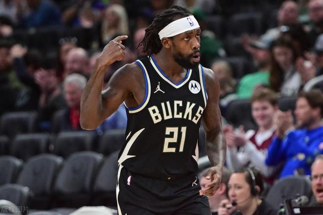 密尔沃基雄鹿转会期回应争议，志在NBA季后赛名次提升，信心回归，身体对抗强度拉满的简单介绍